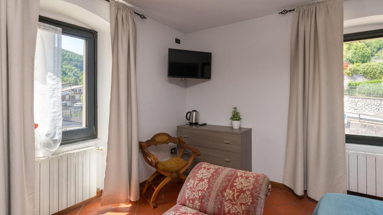 B&B Lawanda Idro Extérieur photo